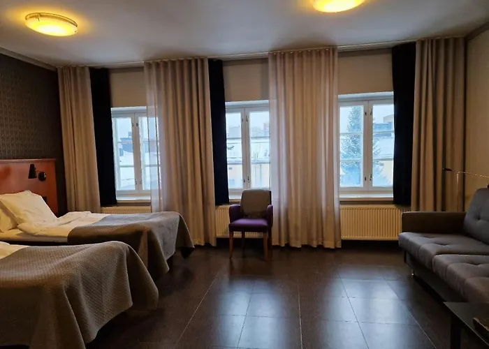 Lasaretti Hotelli 4*